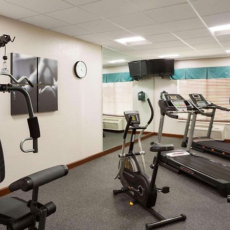 Country Inn & Suites By Radisson, Grand Rapids Airport, Mi Екстер'єр фото