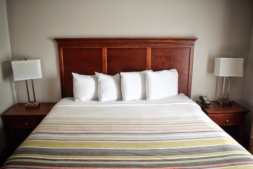 Country Inn & Suites By Radisson, Grand Rapids Airport, Mi Екстер'єр фото