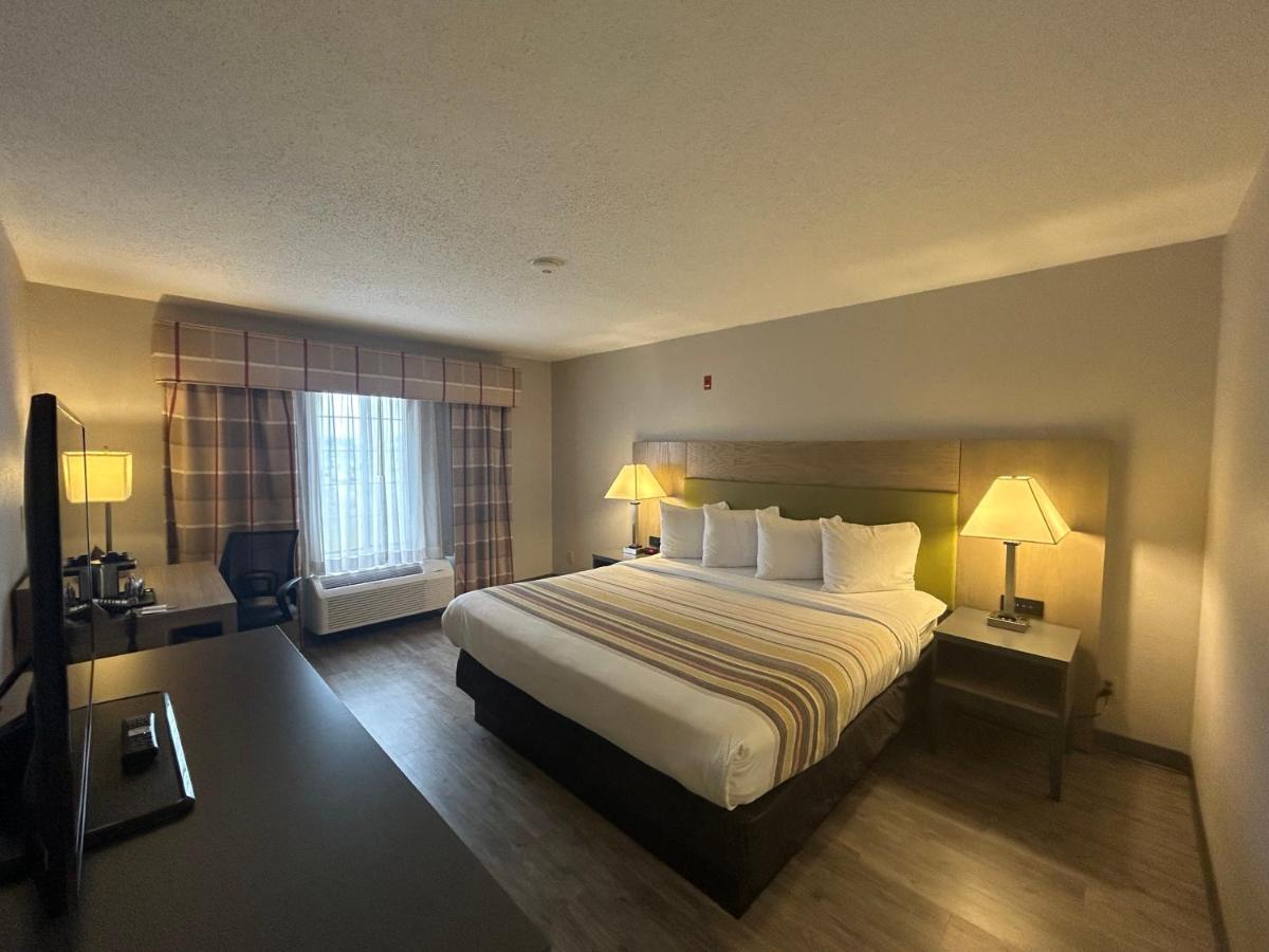 Country Inn & Suites By Radisson, Grand Rapids Airport, Mi Екстер'єр фото