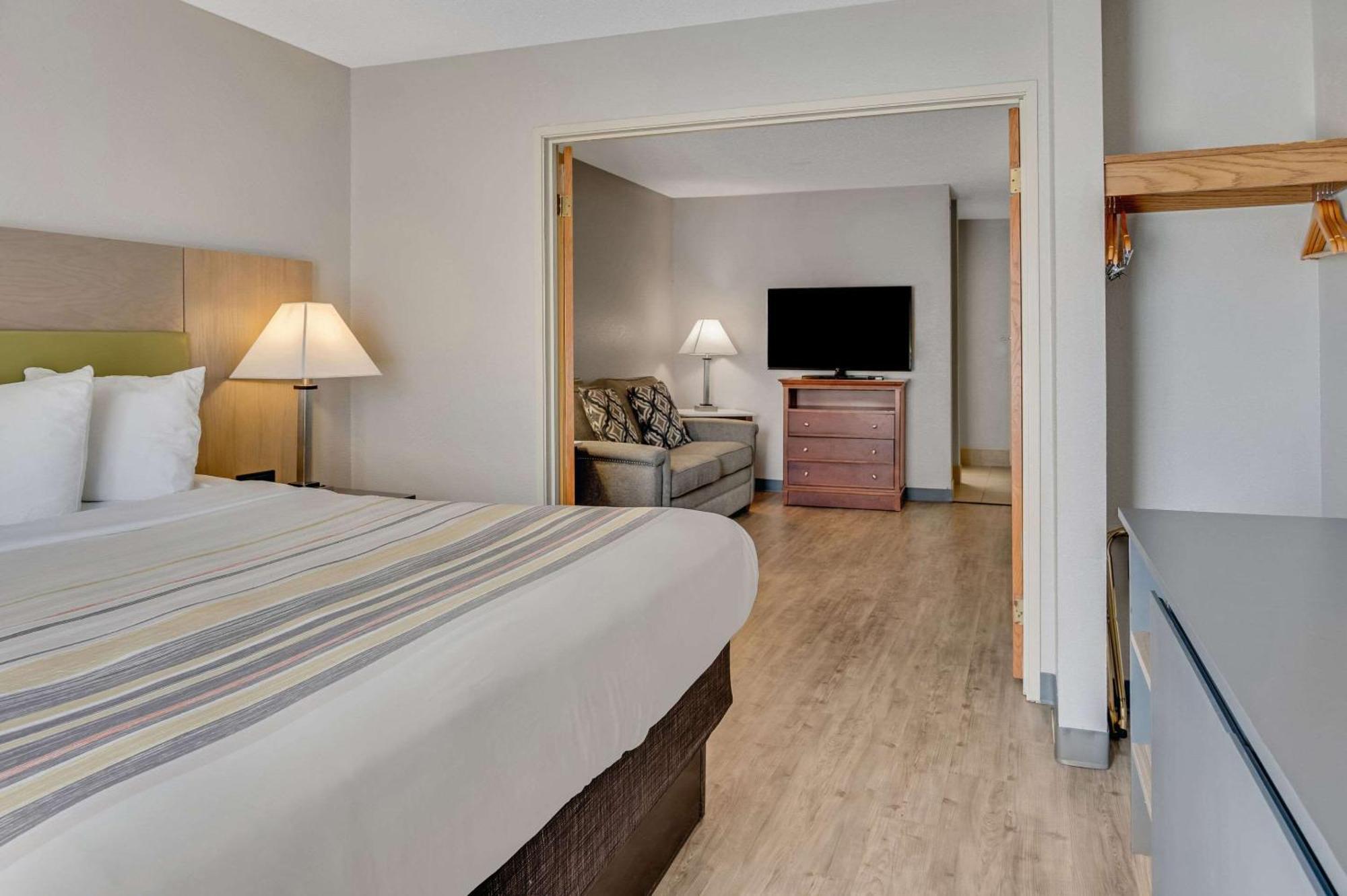 Country Inn & Suites By Radisson, Grand Rapids Airport, Mi Екстер'єр фото