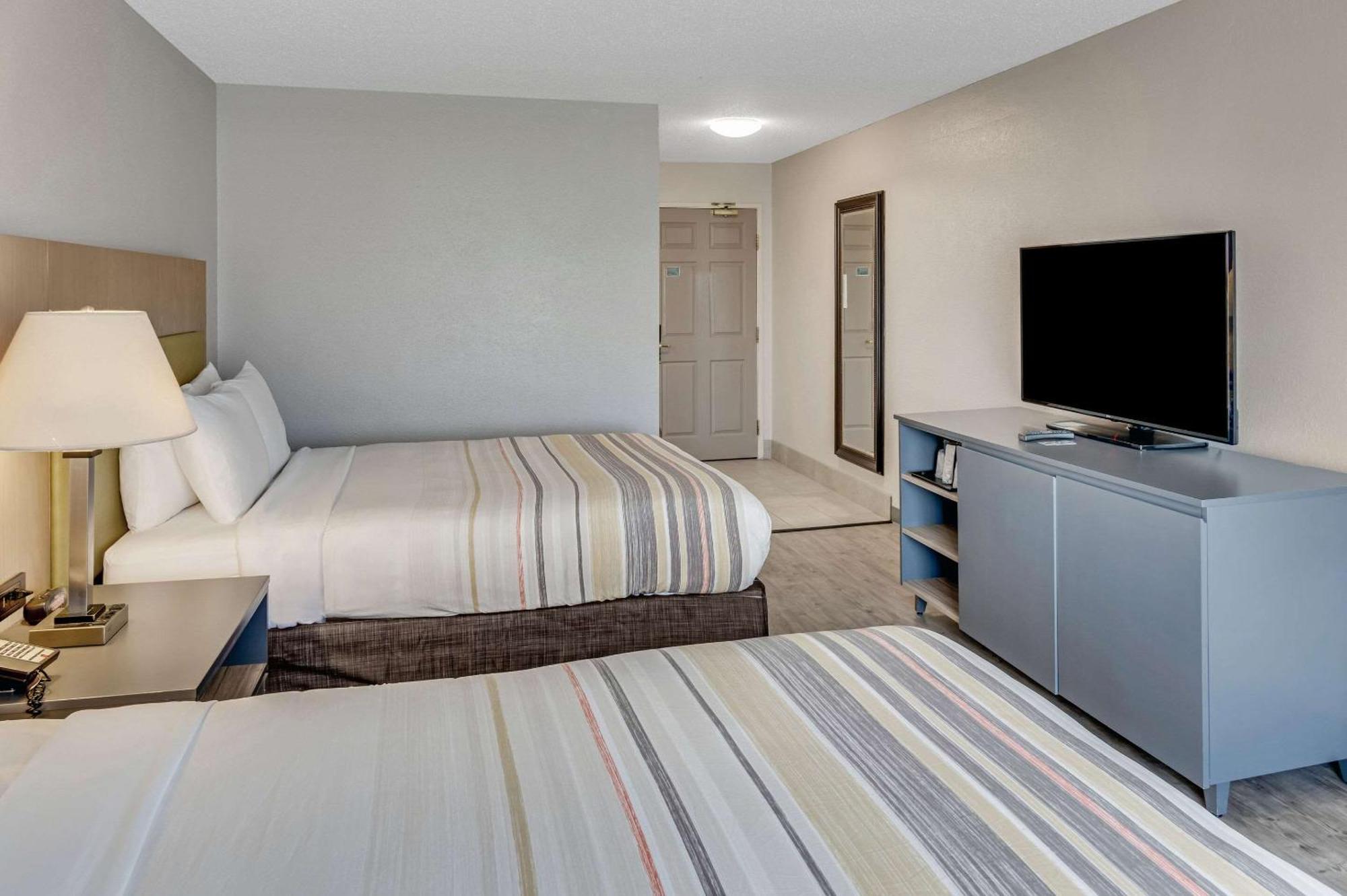Country Inn & Suites By Radisson, Grand Rapids Airport, Mi Екстер'єр фото
